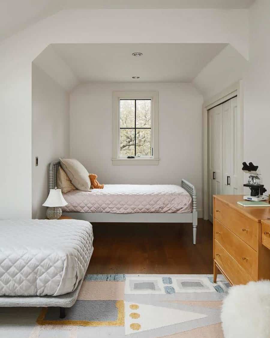 White-Dorm-Room-Ideas-cgsdesignbuild