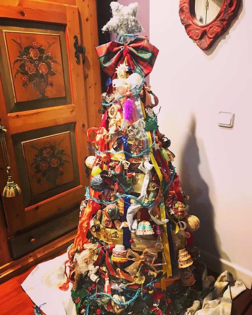 creative-christmas-tree-ideas-mariathony-5168343