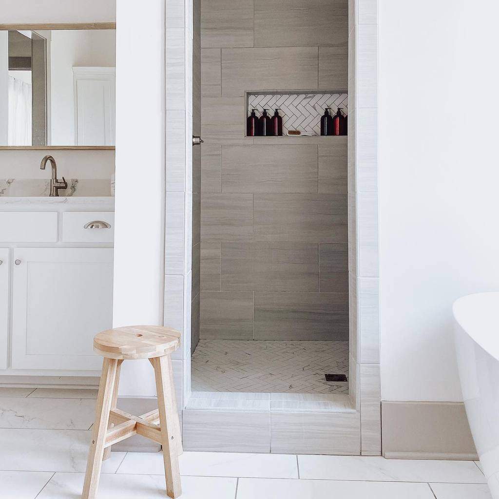 Simple Doorless Walk In Shower Ideas Smithsquaredplus