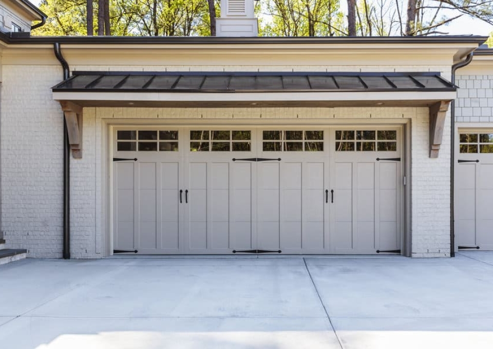 Contemporary Garage Door Ideas