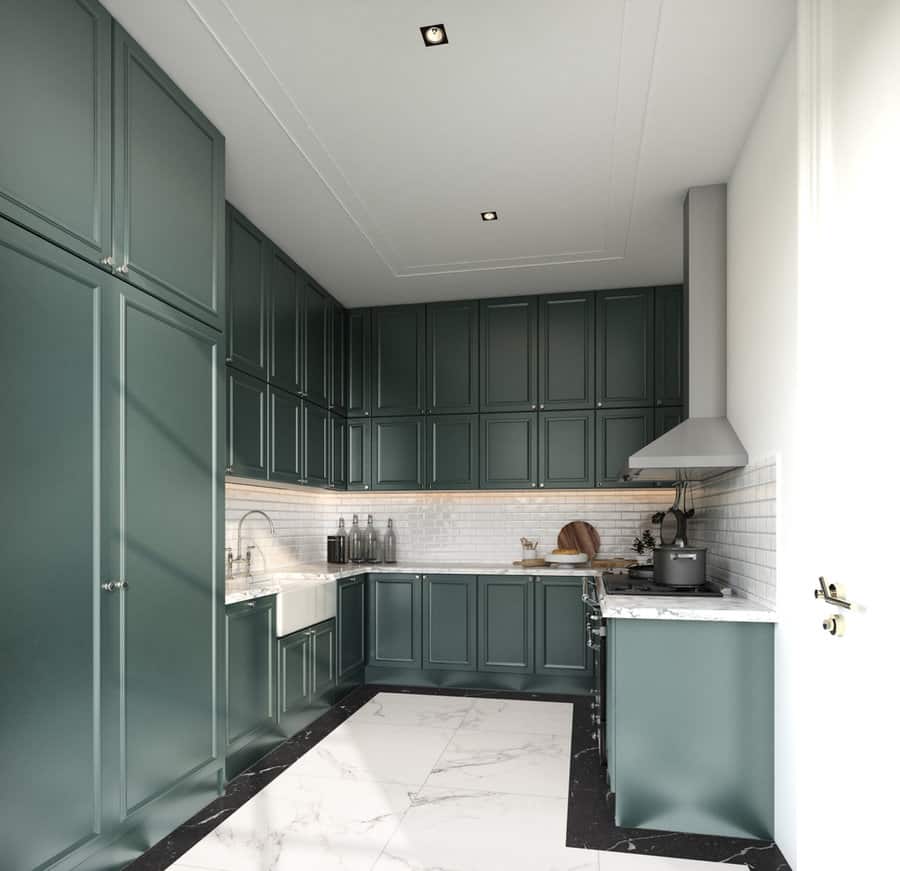 Dark Kitchen Cabinet Color Ideas