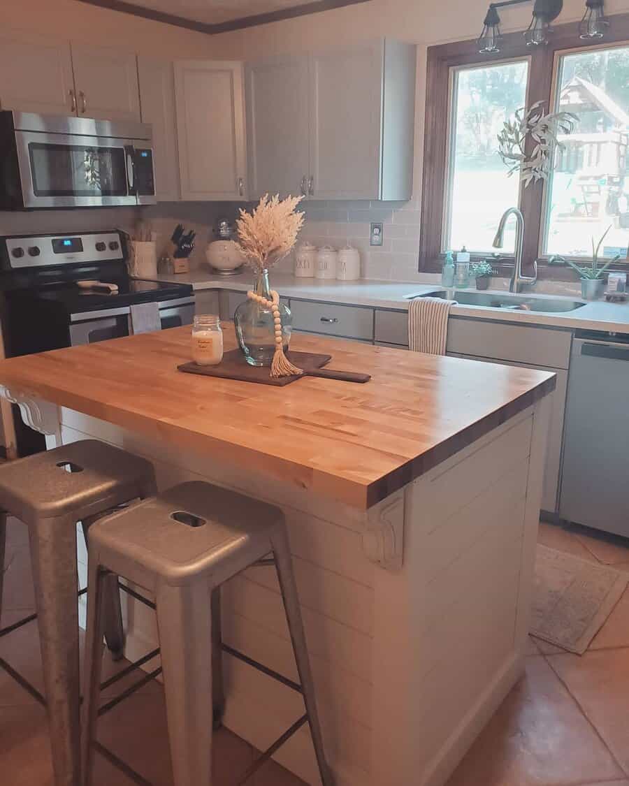 Farmhouse Kitchen Island Ideas Mrs Bethanymarshall