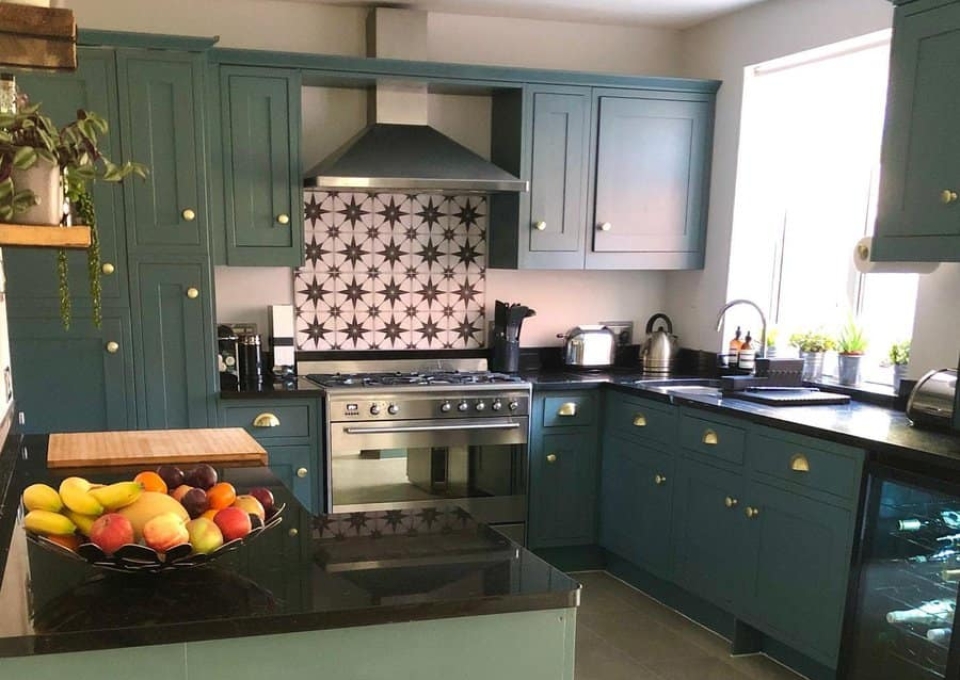 Green Painted Kitchen Cabinet Ideas Fixingupfellows