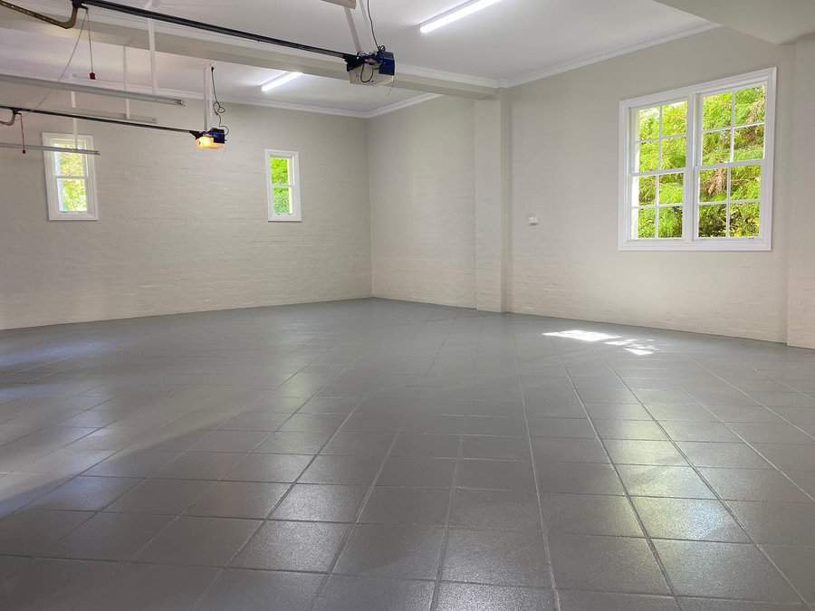 Grey Garage Flooring Ideas Arekdecorating