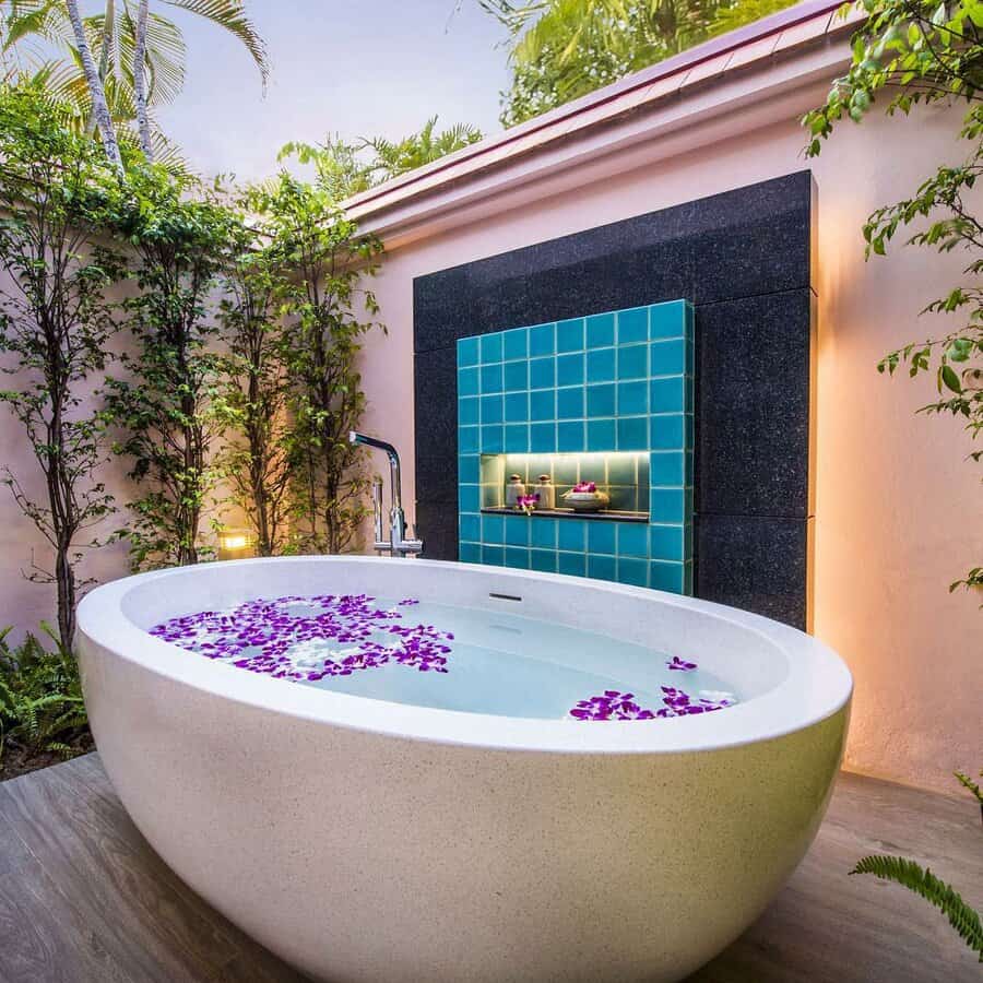 Modern Outdoor Bathroom Ideas Banyantreephuket