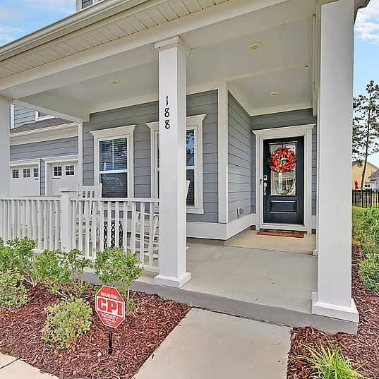 Railing Front Patio Ideas Themartinfreemangroup