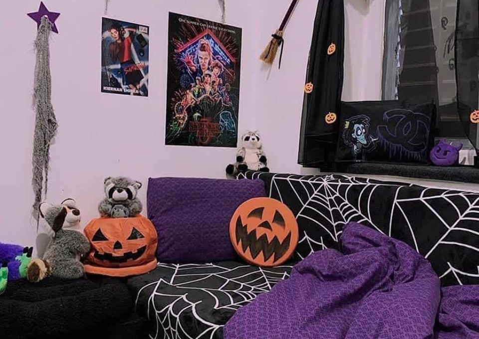 Room Halloween Decoration Ideas Theguax