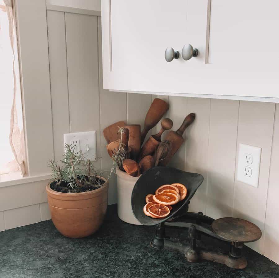 Shiplap Or Beadboard Kitchen Backsplash Ideas On A Budget Houseinthecorn