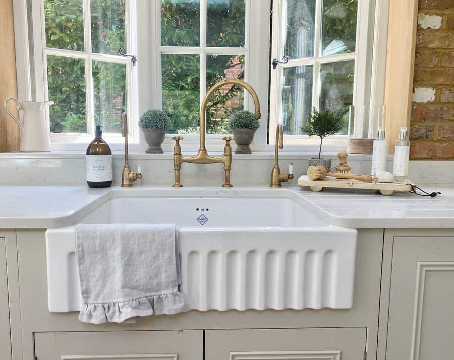 Single Kitchen Sink Ideas Lottieshousebuild