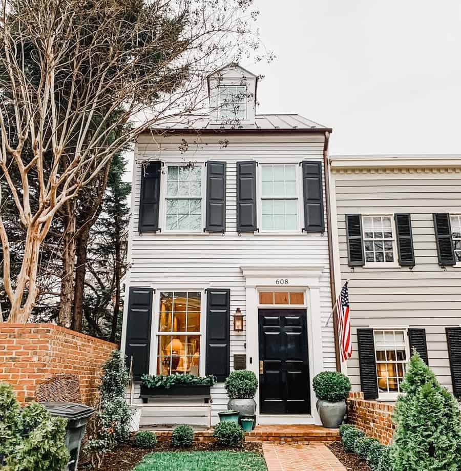 Two Story Colonial House Lindsaymarie