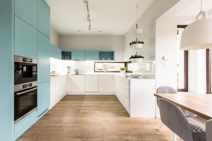 Two Tone Kitchen Cabinet Color Ideas