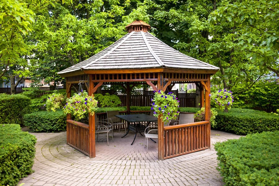 Curved Patio Roof Ideas