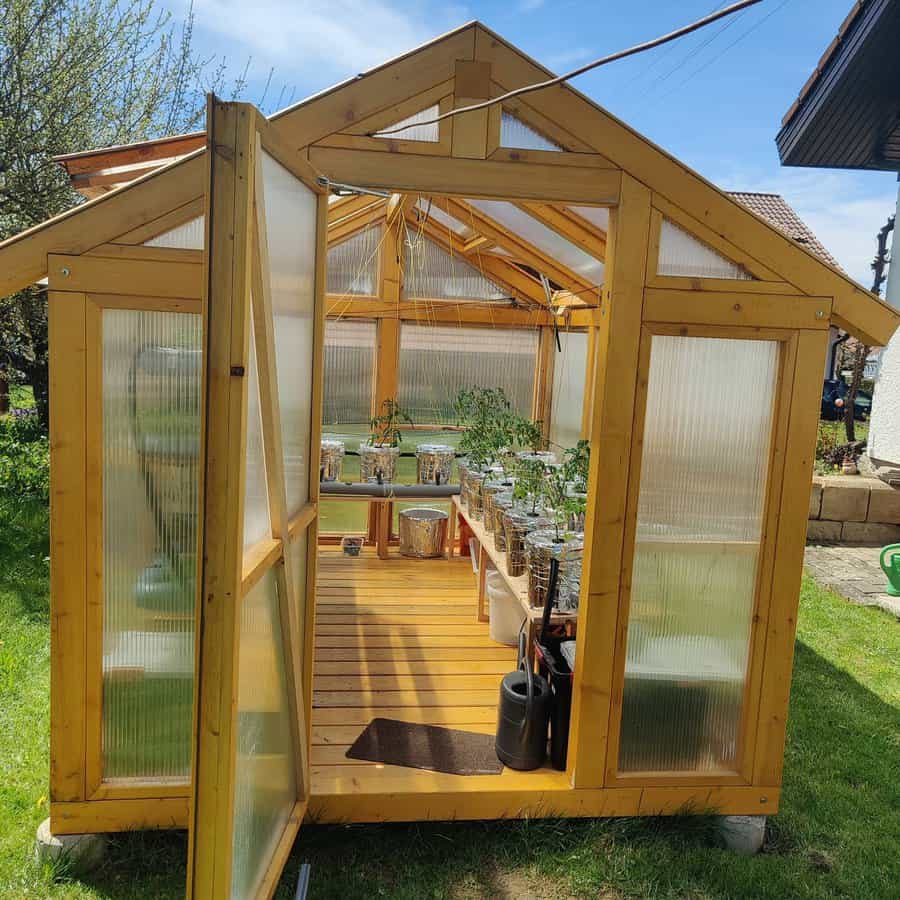 Wood Frame Greenhouse Ideas Alb Garten