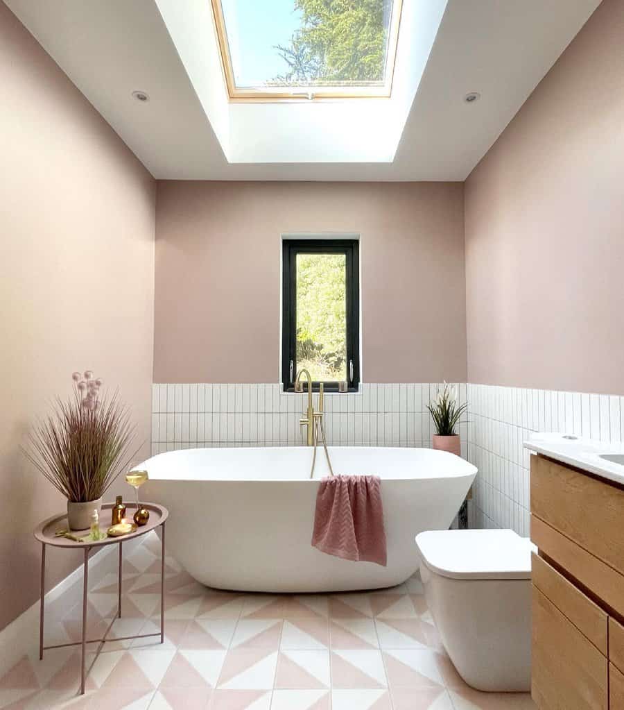 Color Bathroom Wall Ideas Ournestintheglen