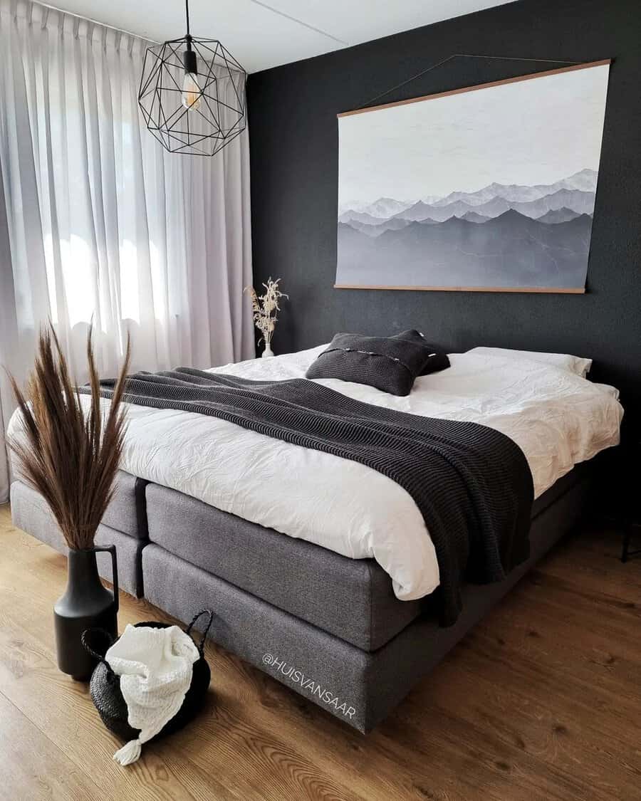 Minimalist Black And White Bedroom Ideas Huisvansaar