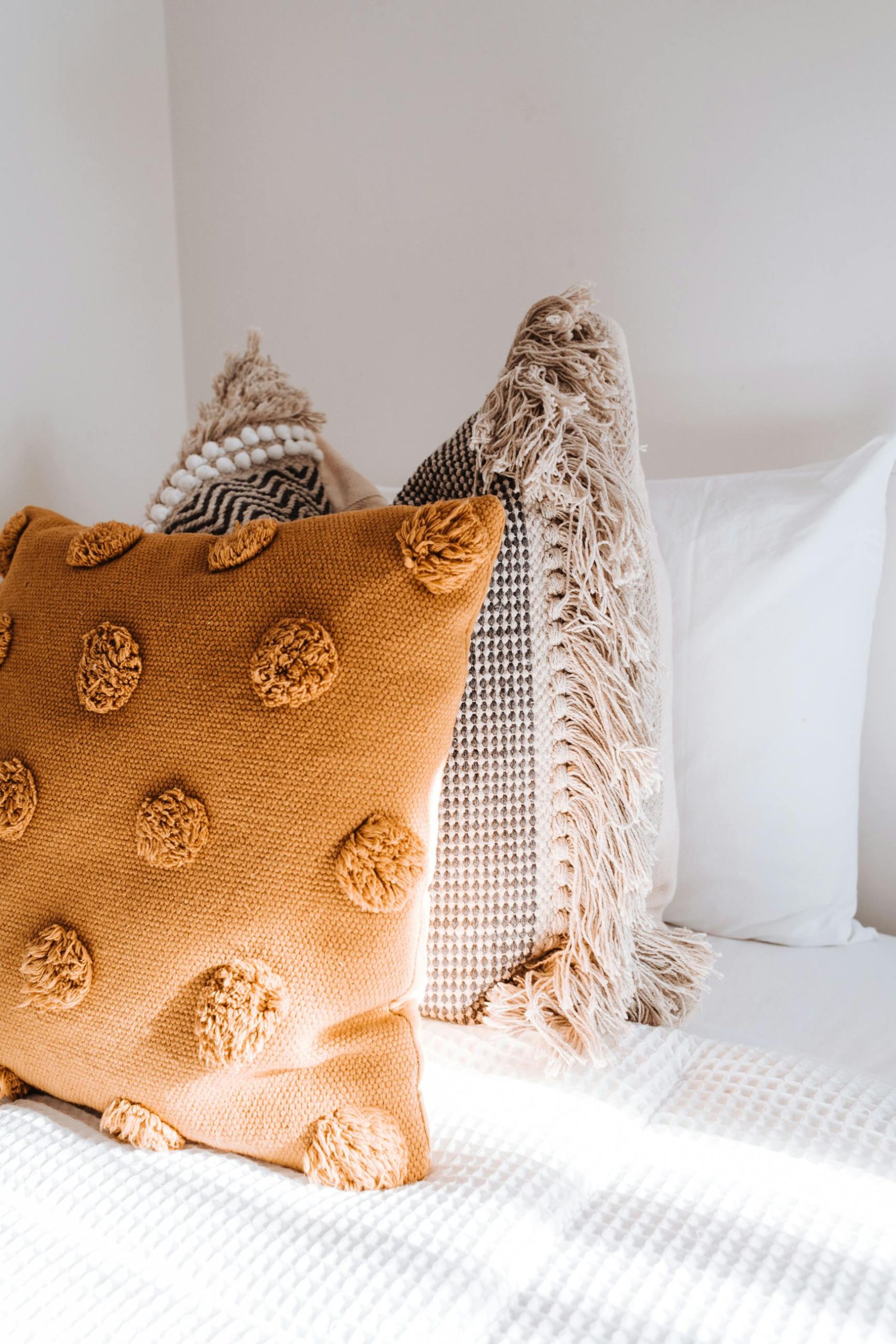 Choosing the Right Color Palette for Your Cozy Bedroom