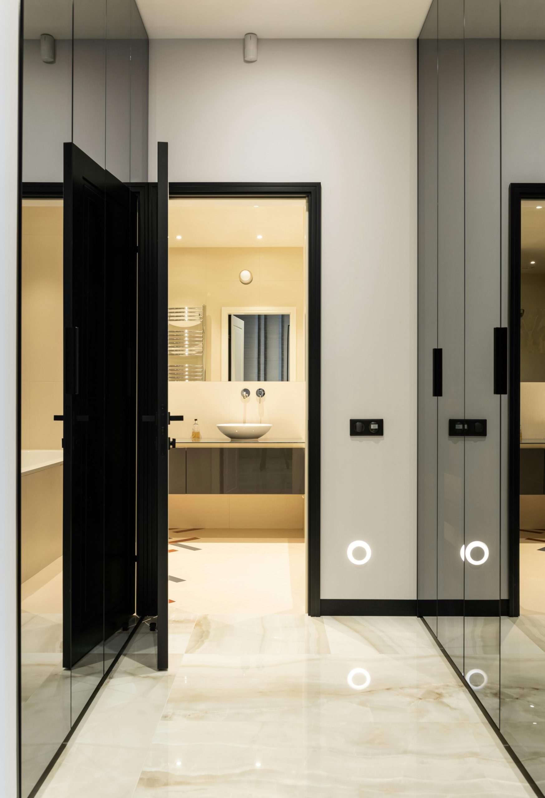 Introduction to Bathroom Door Design