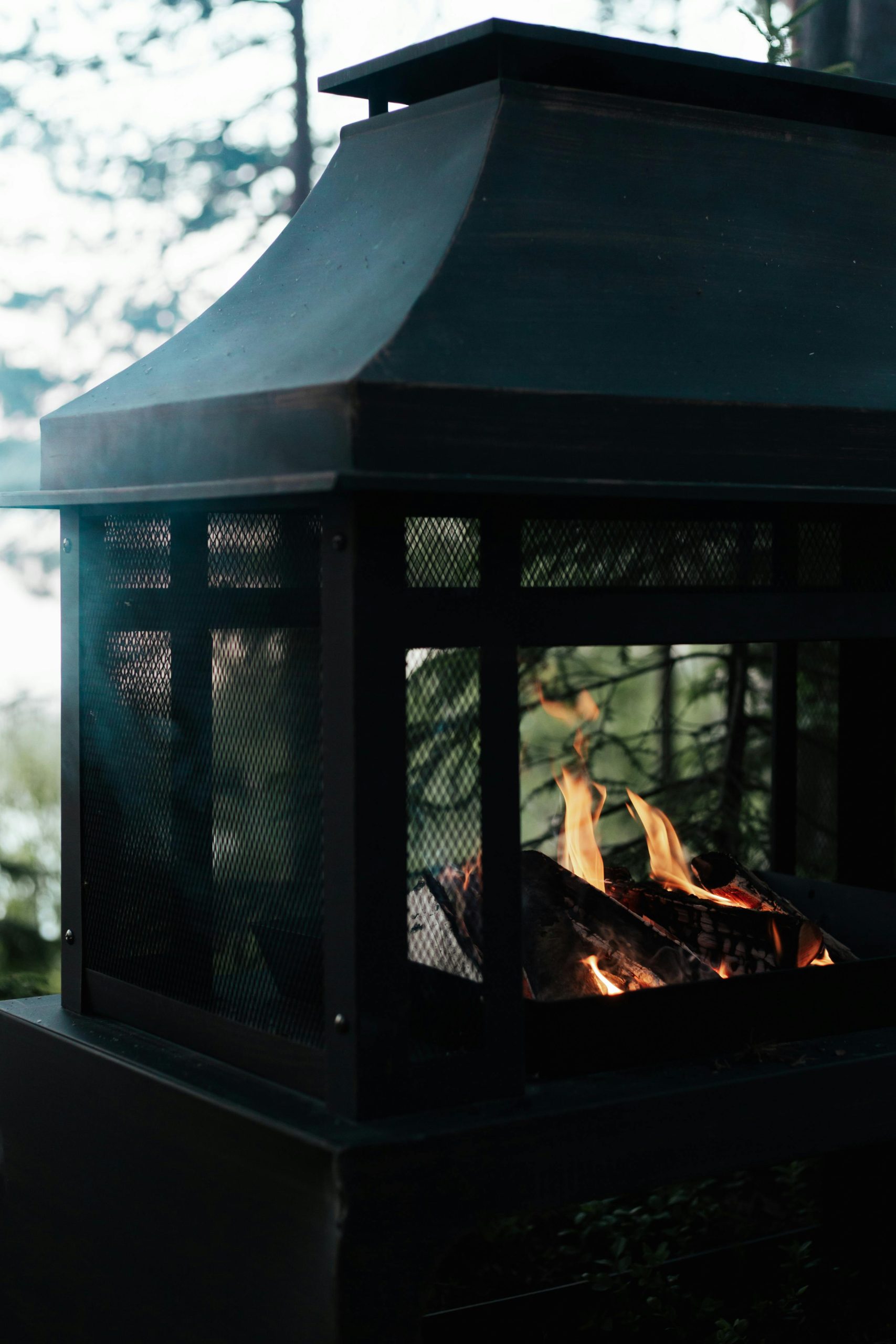 Introduction to Outdoor Fireplaces